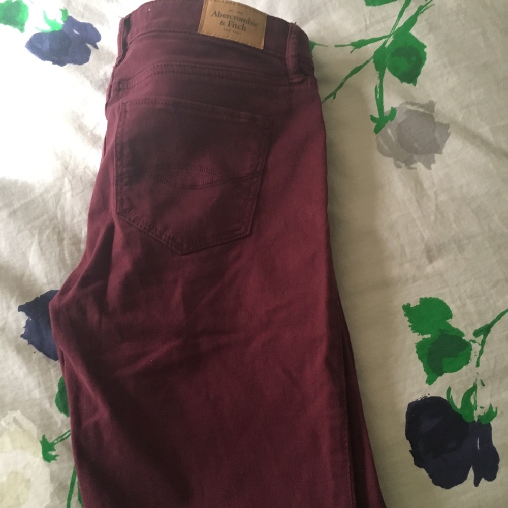 Burgundy Abercrombie Skinny Jeggings Size 2